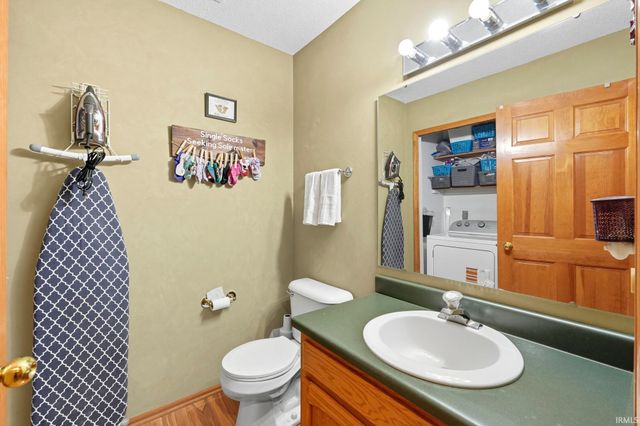 10720 Lone Tree Place, Fort Wayne, IN 46818