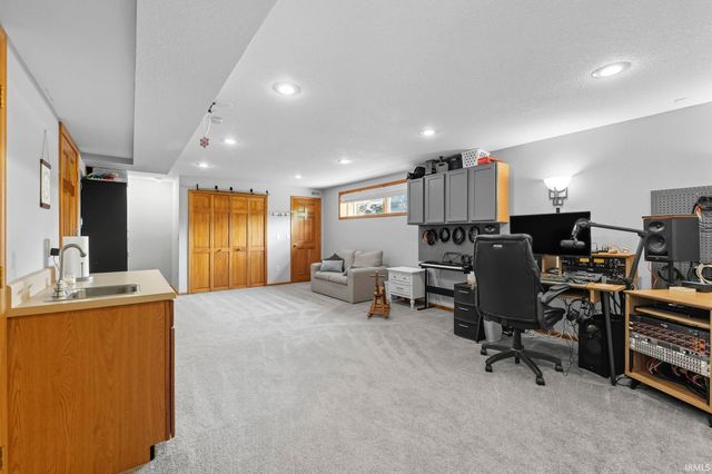 10720 Lone Tree Place, Fort Wayne, IN 46818