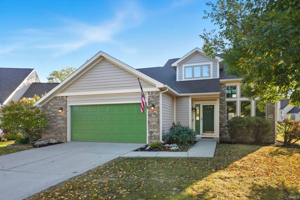 10720 Lone Tree Place, Fort Wayne, IN 46818