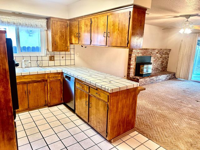 7212 Los Molinas Ln, Stockton, CA 95207