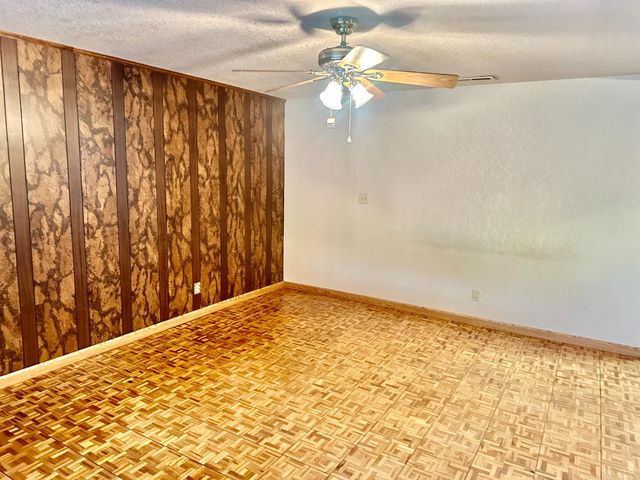 7212 Los Molinas Ln, Stockton, CA 95207