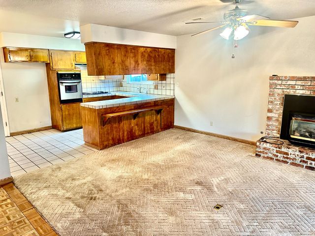 7212 Los Molinas Ln, Stockton, CA 95207