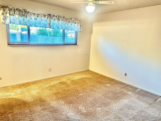 7212 Los Molinas Ln, Stockton, CA 95207