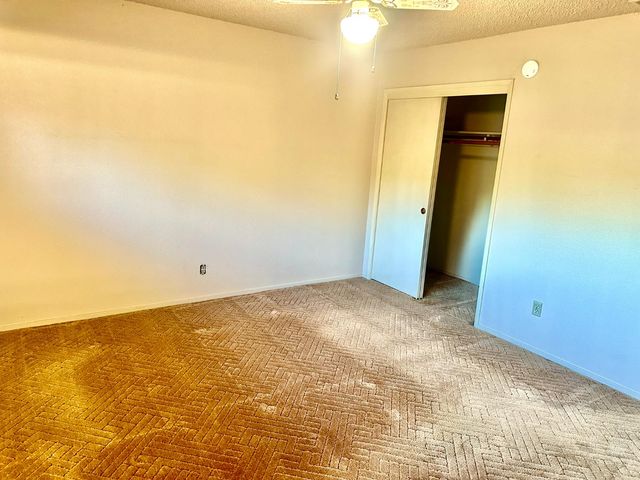 7212 Los Molinas Ln, Stockton, CA 95207