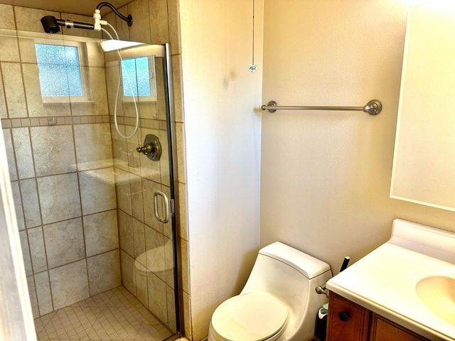 7212 Los Molinas Ln, Stockton, CA 95207