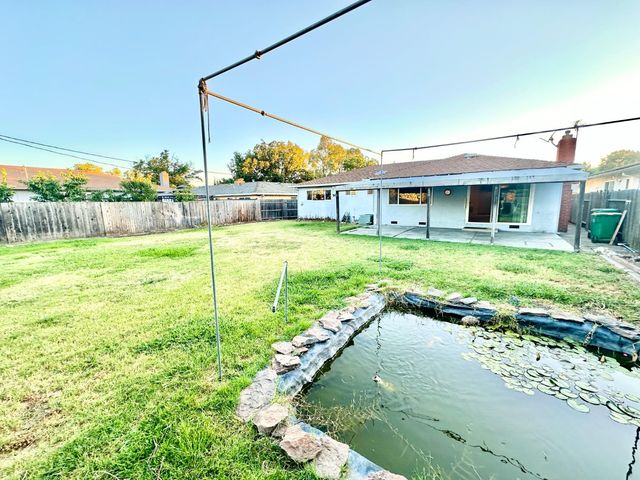 7212 Los Molinas Ln, Stockton, CA 95207