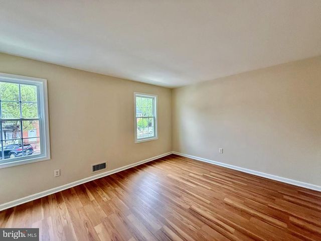 9292 TANEY RD, Manassas, VA 20110