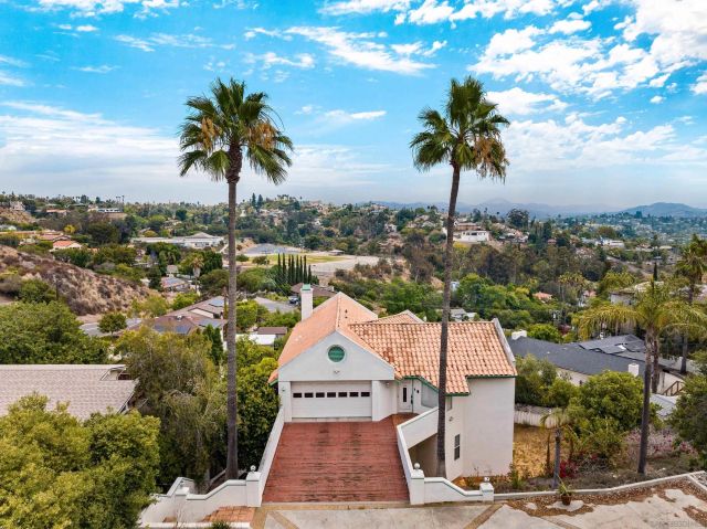 4235 Casa De Machado, La Mesa, CA 91941