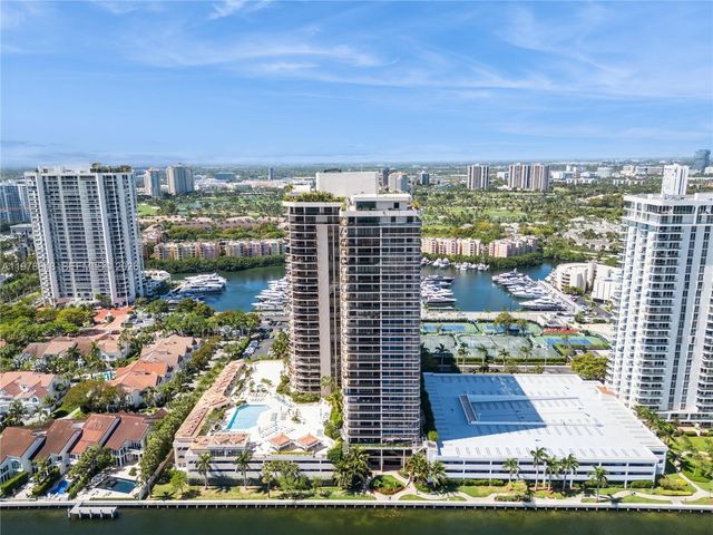 19667 Turnberry Way 8K, Aventura, FL 33180