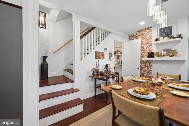 3355 FALLS RD, Baltimore, MD 21211