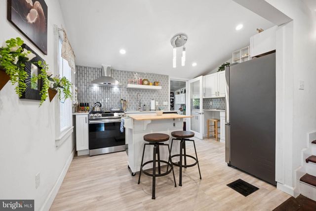 3355 FALLS RD, Baltimore, MD 21211