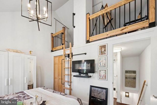 3355 FALLS RD, Baltimore, MD 21211