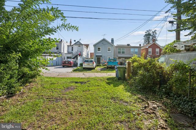 3355 FALLS RD, Baltimore, MD 21211