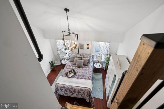 3355 FALLS RD, Baltimore, MD 21211