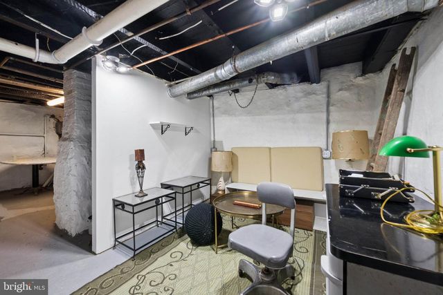 3355 FALLS RD, Baltimore, MD 21211