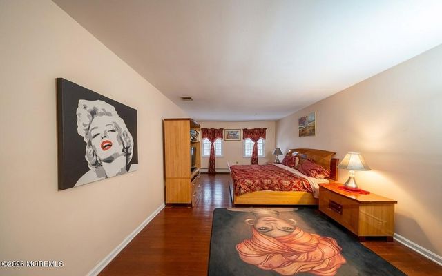 7 Porsche Drive, Matawan, NJ 07747