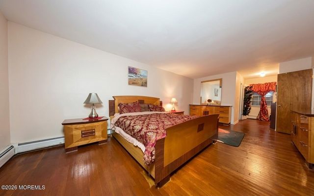 7 Porsche Drive, Matawan, NJ 07747