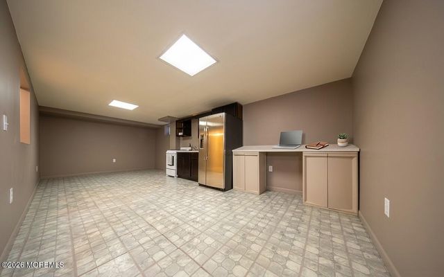 7 Porsche Drive, Matawan, NJ 07747