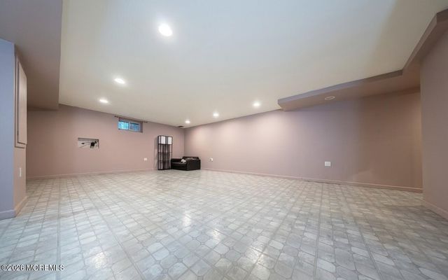 7 Porsche Drive, Matawan, NJ 07747