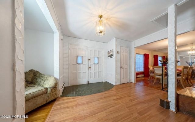 7 Porsche Drive, Matawan, NJ 07747