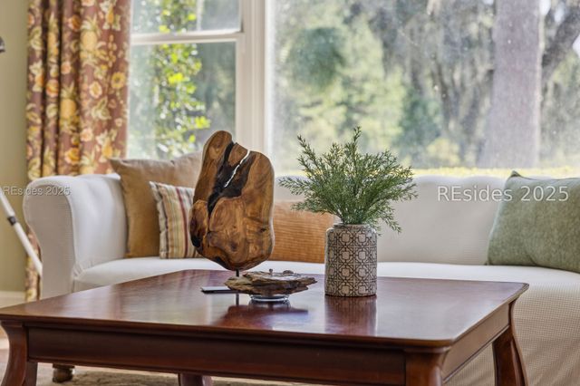 6 Attleboro Pl, Bluffton, SC 29910