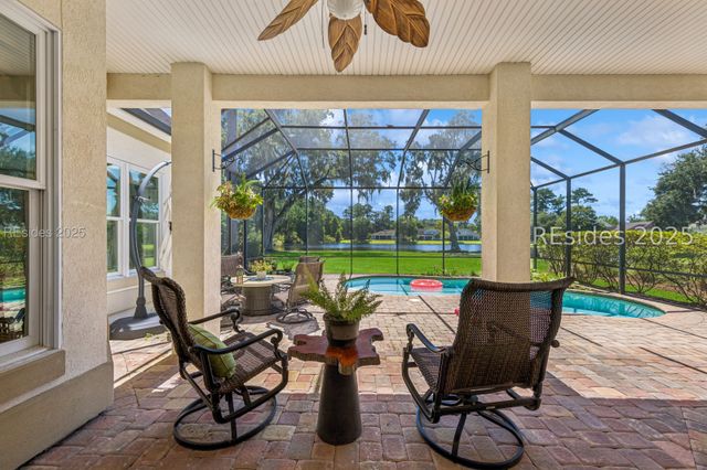 6 Attleboro Pl, Bluffton, SC 29910