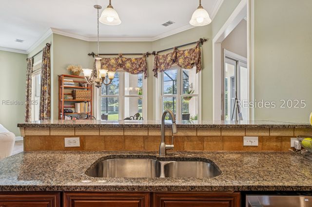 6 Attleboro Pl, Bluffton, SC 29910