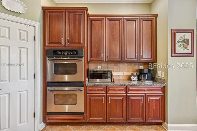 6 Attleboro Pl, Bluffton, SC 29910