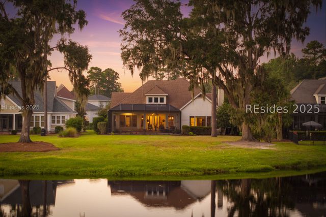 6 Attleboro Pl, Bluffton, SC 29910