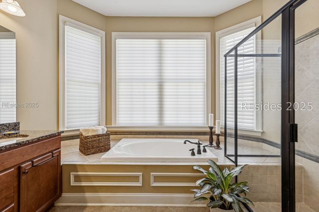 6 Attleboro Pl, Bluffton, SC 29910