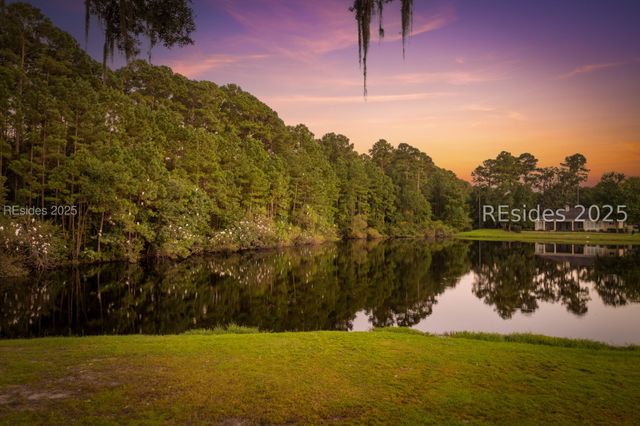 6 Attleboro Pl, Bluffton, SC 29910