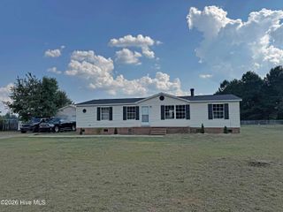 4768 Lobelia Road, Vass, NC 28394