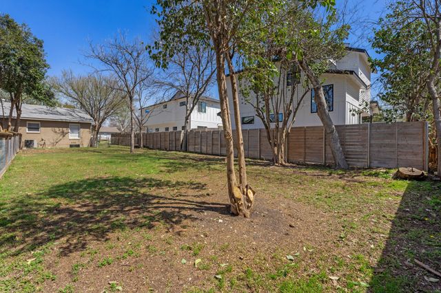 1513 Ruth Ave, Austin, TX 78757