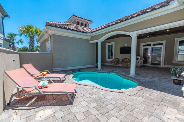 1011 Bluffview Dr., Myrtle Beach, SC 29579
