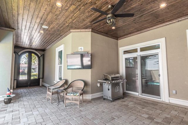 1011 Bluffview Dr., Myrtle Beach, SC 29579