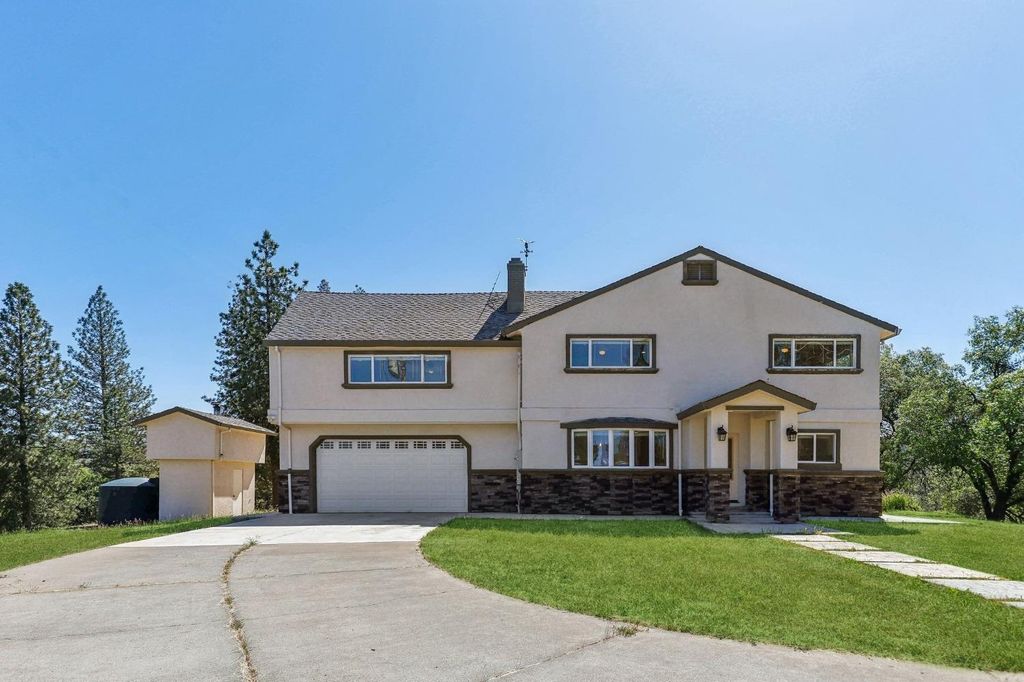 7531 Fairplay Rd, Somerset, CA 95684