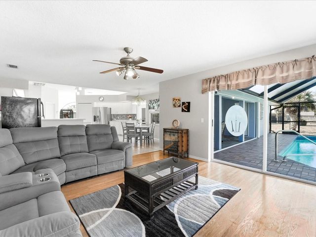 421 STRASBURG DRIVE, Port Charlotte, FL 33954