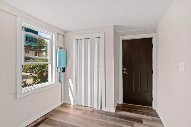 217 MILL STREET, Oshkosh, WI 54901