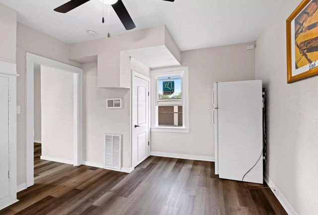 217 MILL STREET, Oshkosh, WI 54901