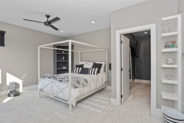 3665 NW 177th Court, Clive, IA 50325