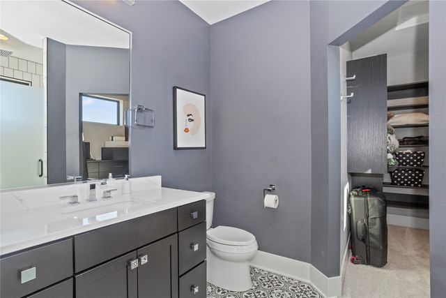 3665 NW 177th Court, Clive, IA 50325