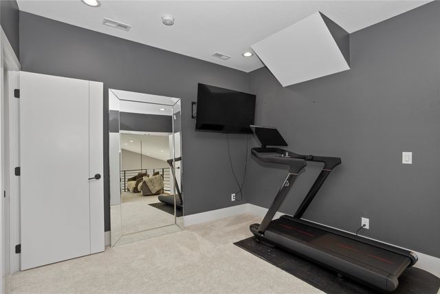 3665 NW 177th Court, Clive, IA 50325