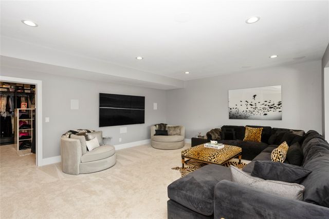 3665 NW 177th Court, Clive, IA 50325