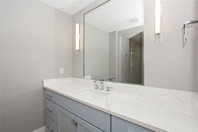 3665 NW 177th Court, Clive, IA 50325