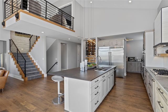 3665 NW 177th Court, Clive, IA 50325