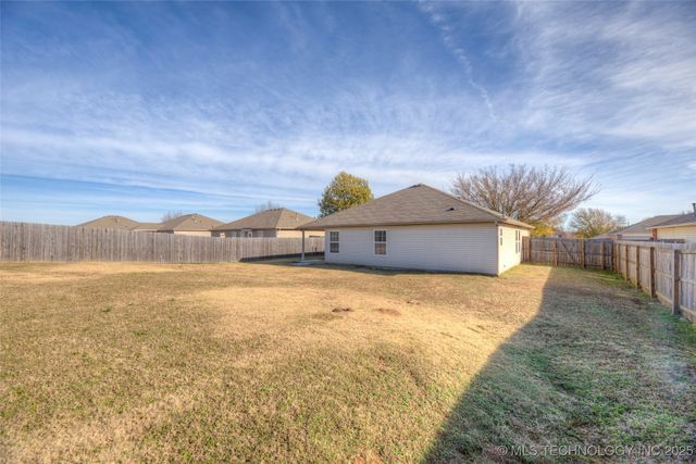 7300 S Gardenia Avenue, Broken Arrow, OK 74011