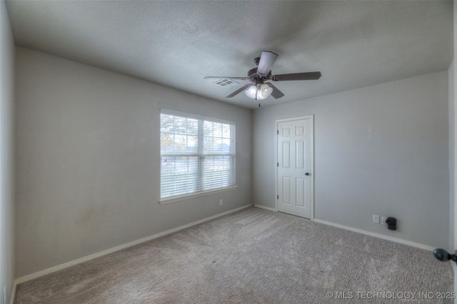 7300 S Gardenia Avenue, Broken Arrow, OK 74011