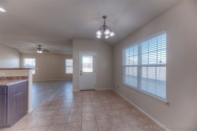 7300 S Gardenia Avenue, Broken Arrow, OK 74011