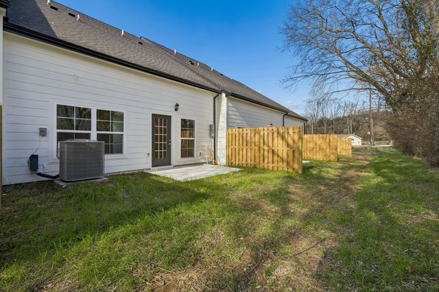 609 Tulip Springs Ct, Hermitage, TN 37076