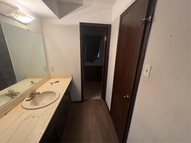 8027 Garden Parks Drive, Houston, TX 77075